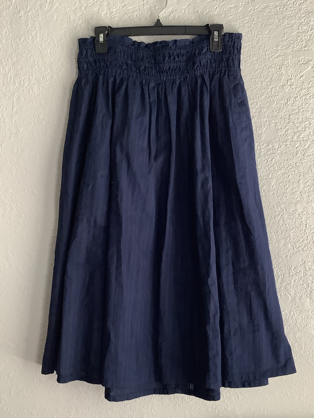 Old Navy Dark Navy Smocked-Waist Midi Skirt